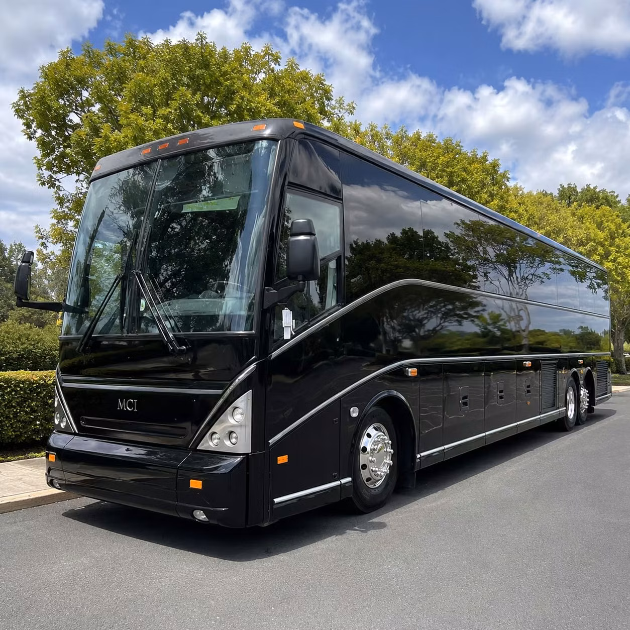 coachbusprovo com lets you compare group transportation for every type of concert event in provo