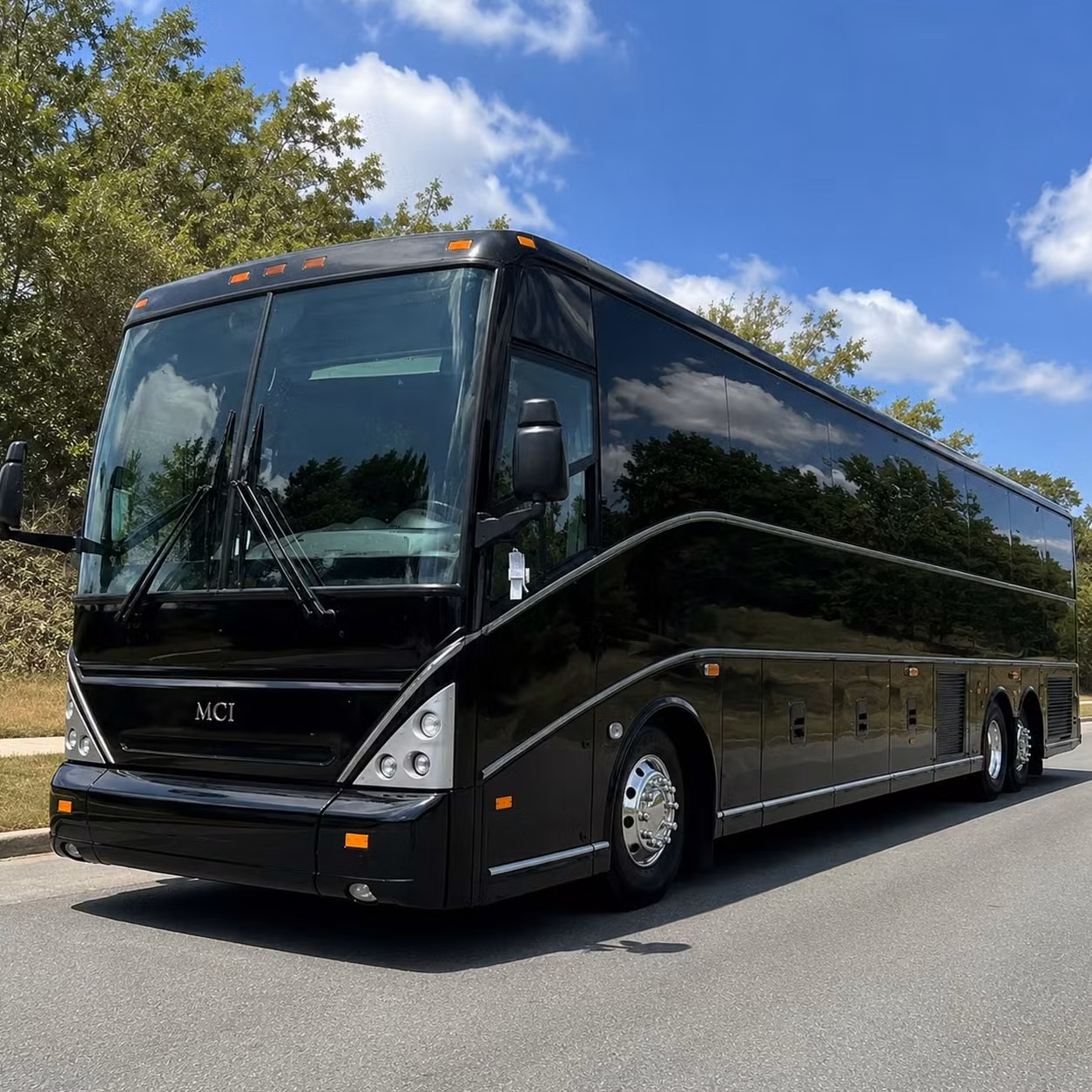 shuttle bus rentals for provo tech companies and silicon slopes commuters